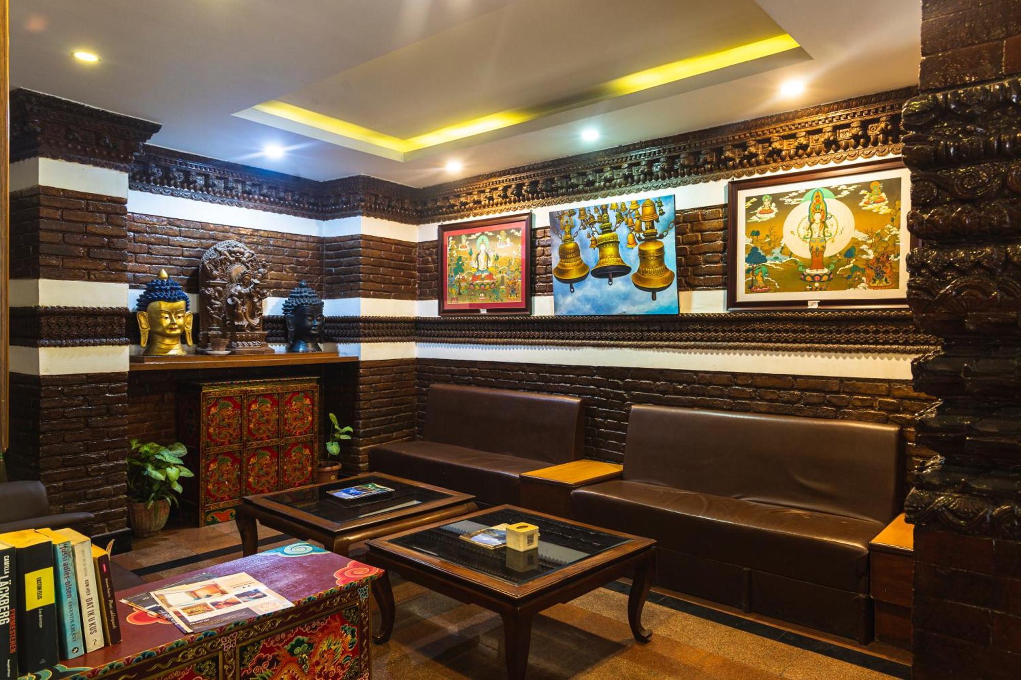 Hotel Tradition & Spa Катманду Экстерьер фото