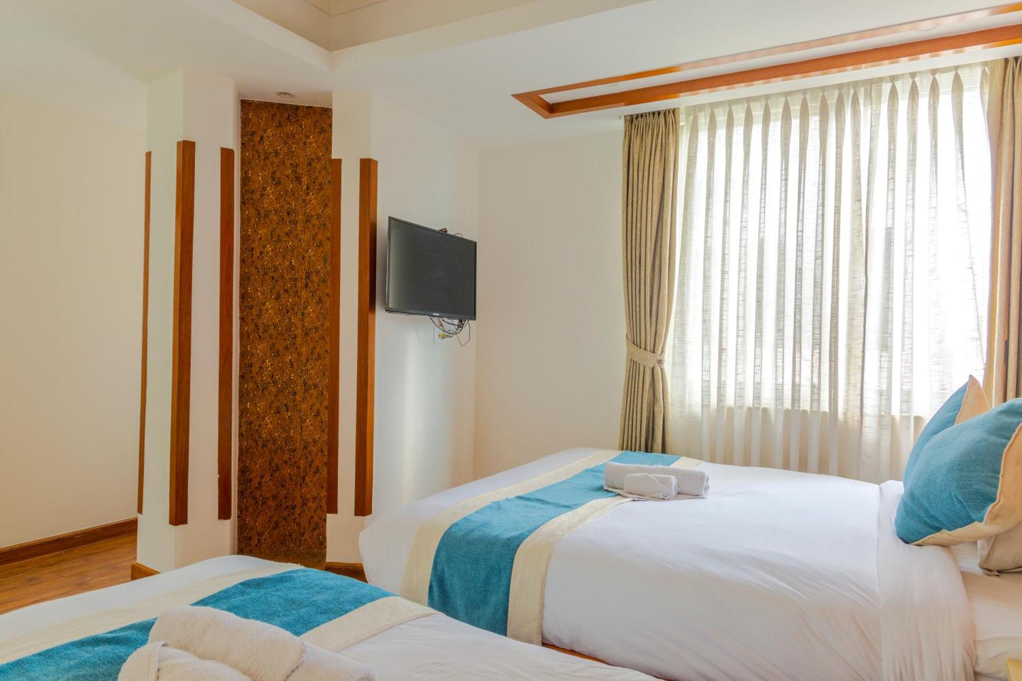 Hotel Tradition & Spa Катманду Экстерьер фото