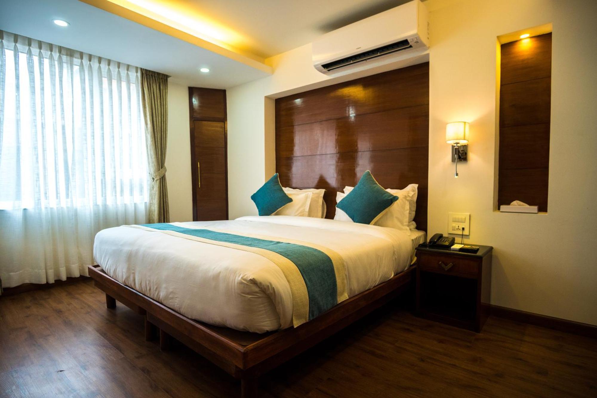 Hotel Tradition & Spa Катманду Экстерьер фото